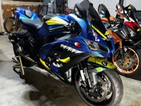 Depuis le début, lorsque j'ai passé la commande du kit de carénages pour ma zx10r, jusqu'à la fin, Erick a été tout simplement incroyable. Ils m'ont tenu au courant. Ces gars-là sont A1, ils vont au-delà des attentes de leurs clients et j'apprécie cela ! Ils ont mon entreprise pour la vie.